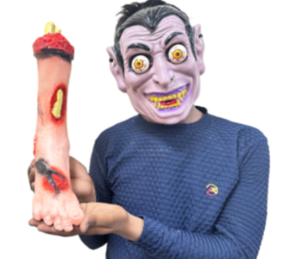 Picfest Halloween Broken Leg